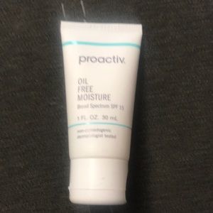 Proactiv oil free moisture